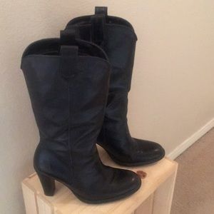 Mia Brand leather upper cowboy boots.